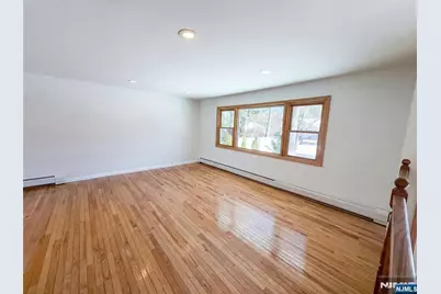 2622 Cleveland Avenue, Washington Township, NJ 07676 - Photo 7
