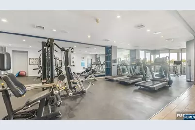 1077 River Road Th5 #TH5, Edgewater, NJ 07020 - Photo 17