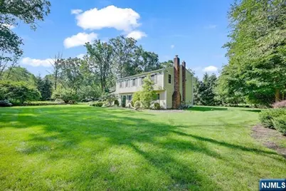 100 Lake Street, Upper Saddle River, NJ 07458 - Photo 29