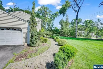100 Lake Street, Upper Saddle River, NJ 07458 - Photo 35