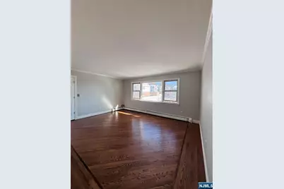 81 Lakeshore Drive, Prospect Park, NJ 07508 - Photo 3