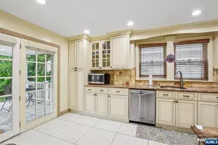 24 Willet St, Bloomfield, NJ 07003 - Photo 11