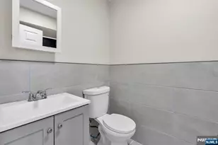 822 19th St, Newark, NJ 07108 - Photo 35