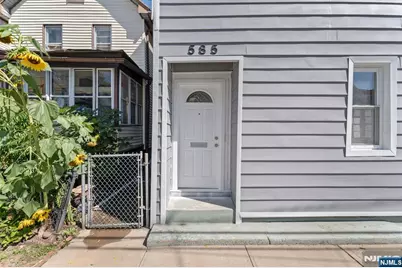 585 McChesney Street, Orange, NJ 07050 - Photo 23