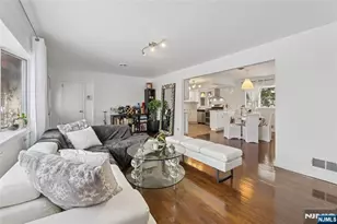 16 Homestead Rd, Elmwood Park, NJ 07407 - Photo 7