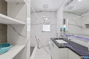 16 Homestead Rd, Elmwood Park, NJ 07407 - Photo 11