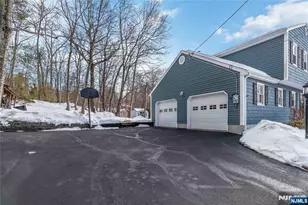 53 Sweetman Ln, West Milford, NJ 07480 - Photo 43