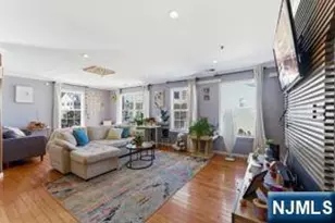 226 Matthews Drive, Newark, NJ 07103 - Photo 3