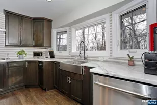 65 Edgewood Dr, Washington Township, NJ 07676 - Photo 19