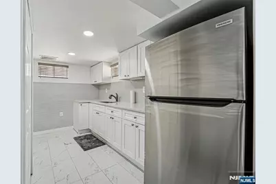 162 E Fairmount Avenue, Maywood, NJ 07607 - Photo 27