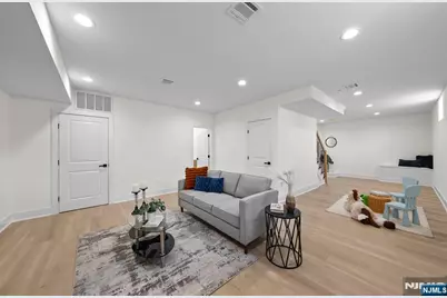 135 La Salle Avenue, Clifton, NJ 07013 - Photo 33