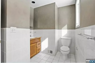 46 Hanover Avenue, Randolph Township, NJ 07869 - Photo 15