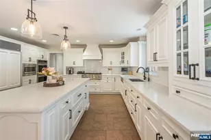 721 Somerset St, Franklin Lakes, NJ 07417 - Photo 7