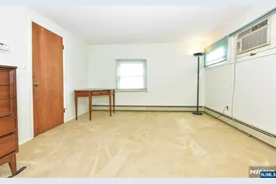 90 Emwood Drive, Emerson, NJ 07630 - Photo 13