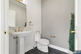 192 Canterbury Ave, North Arlington, NJ 07031 - Photo 17