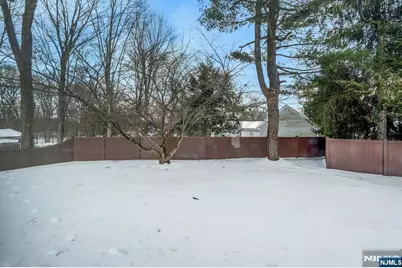 27 Knickerbocker Road, Closter, NJ 07624 - Photo 3
