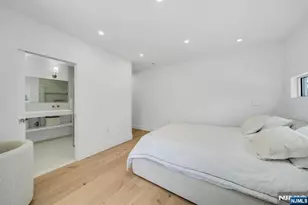 27 Knickerbocker Rd, Closter, NJ 07624 - Photo 21