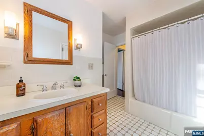 132 Mitchell Street, West Orange Township, NJ 07052 - Photo 19