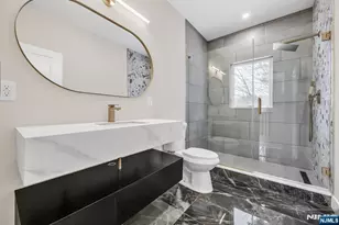 623 Alberta Dr, Paramus, NJ 07652 - Photo 39