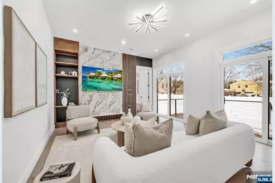 623 Alberta Drive, Paramus, NJ 07652 - Photo 19