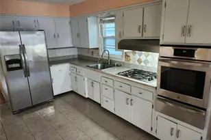 348 Cator Ave, Jersey City, NJ 07305 - Photo 7