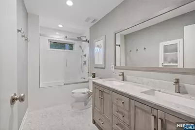 44 Rumson Road, Livingston, NJ 07039 - Photo 19