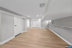 19 Highland Pl, Ridgefield Park, NJ 07660 - Photo 23