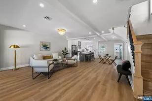 19 Highland Pl, Ridgefield Park, NJ 07660 - Photo 5