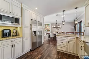 6 Browning Ct, Roseland, NJ 07068 - Photo 15