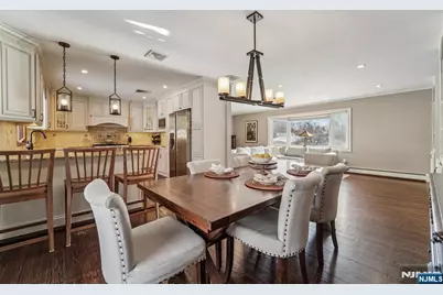 6 Browning Court, Roseland, NJ 07068 - Photo 11