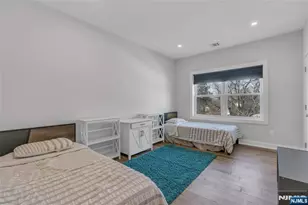 272 S Prospect Ave, Bergenfield, NJ 07621 - Photo 13