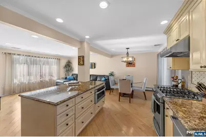 605 Gladys Court, Northvale, NJ 07647 - Photo 17