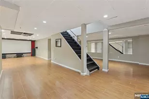319 Roseland Ave, Essex Fells, NJ 07021 - Photo 15