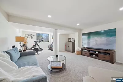 24 Raynor Road, Morris Township, NJ 07960 - Photo 25