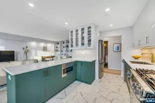 1600 Parker Ave 27J, Fort Lee, NJ 07024 - Photo 7