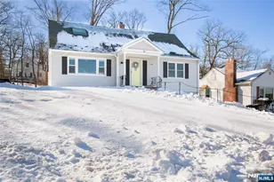 80 Lessing Rd, West Orange Township, NJ 07052 - Photo 3