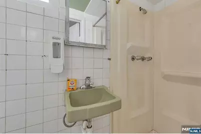 351 2nd Street, East Newark, NJ 07029 - Photo 27