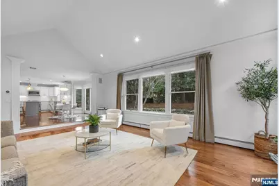 3 Stonewall Court, Woodcliff Lake, NJ 07677 - Photo 15