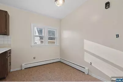 335 Court Street, Elizabeth, NJ 07206 - Photo 7