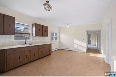 335 Court Street, Elizabeth, NJ 07206 - Photo 5