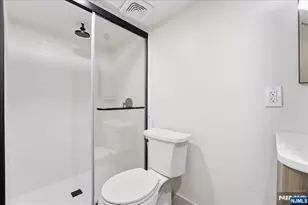 1096 Margaret St, Teaneck Township, NJ 07666 - Photo 19