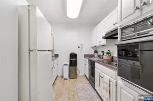 301 Beech Street 2B, Hackensack, NJ 07601 - Photo 7