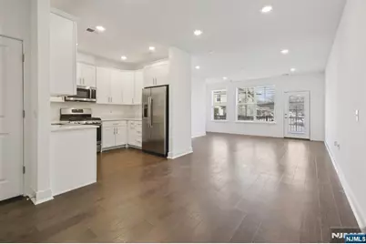 379 Main, Little Falls Township, NJ 07424 - Photo 9