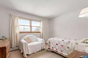 27 Madison Ave, Rochelle Park Township, NJ 07662 - Photo 9