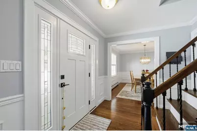 18 Laura Lane, Park Ridge, NJ 07656 - Photo 5