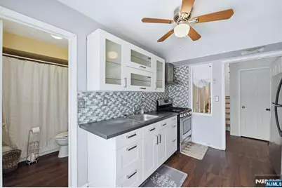 261 Revere Avenue, Union Township, NJ 07083 - Photo 21