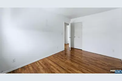 261 Revere Avenue, Union Township, NJ 07083 - Photo 9