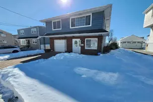 830 Pennsylvania Ave, Lyndhurst Township, NJ 07071 - Photo 3