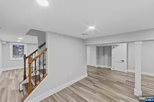 260 Washington Ave, Elmwood Park, NJ 07407 - Photo 23