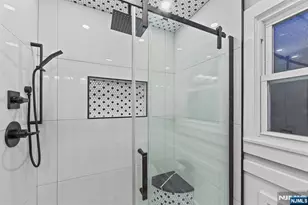 260 Washington Ave, Elmwood Park, NJ 07407 - Photo 17